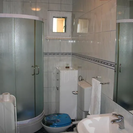 Διαμέρισμα With Parking Space Razanj, Rogoznica - 22062 *