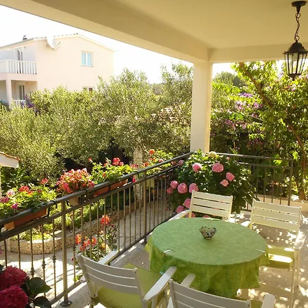 Διαμέρισμα With Parking Space Razanj, Rogoznica - 22062 Ražanj