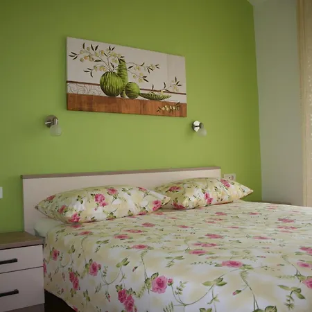 With Parking Space Razanj, Rogoznica - 22062